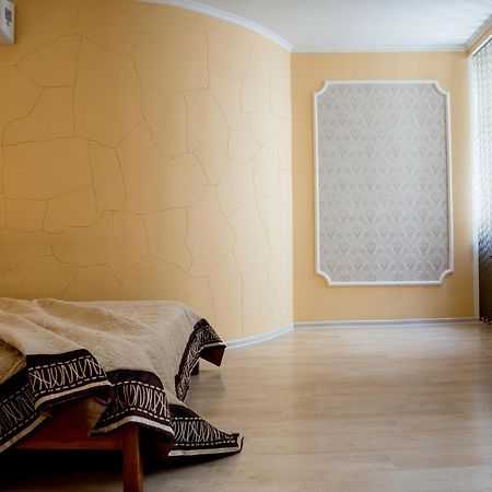Apartment On Valova Street ลวีฟ ภายนอก รูปภาพ