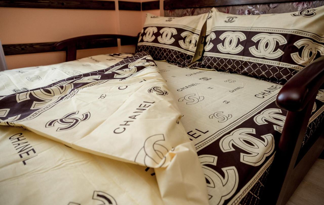 Apartment On Valova Street ลวีฟ ภายนอก รูปภาพ